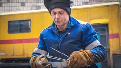 У Києві замінюють тепломережі. Де саме У Києві замінюють тепломережі. Де саме