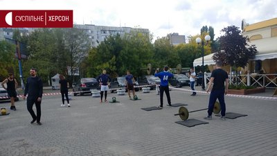 У Херсоні відбулась антинаркотична акція "Без прикрас" У Херсоні відбулась антинаркотична акція "Без прикрас"