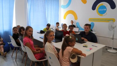 У громаді на Житомирщині батьки учнів не підтримали реорганізацію загальноосвітніх закладів
