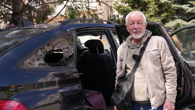 Пошкодженя авто, обстріл, Франківськ