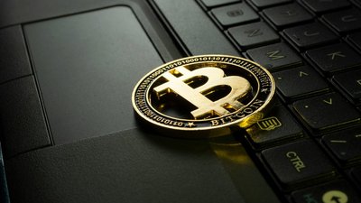 45 посадовців з Кіровоградщини задекларували криптовалюту
