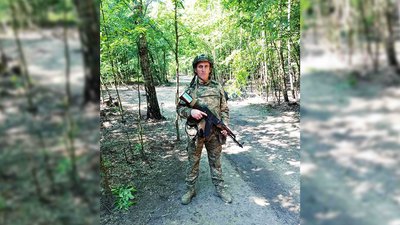 На Буковині прощаються з військовим Швецем, який загинув на війні