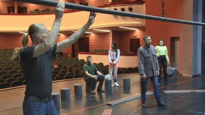 "Багато ефектів та емоцій": у оновленому черкаському театрі покажуть "Украдене щастя" "Багато ефектів та емоцій": у оновленому черкаському театрі покажуть "Украдене щастя"