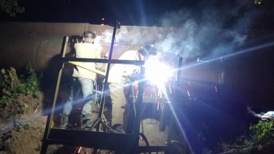 Тріщина у чотири метри: прорив на водогоні поблизу Чернівців став рекордним