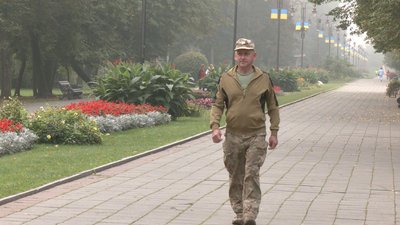 У Луцьк військовослужбовець приїхав з передової у короткочасне відрядження У Луцьк військовослужбовець приїхав з передової у короткочасне відрядження