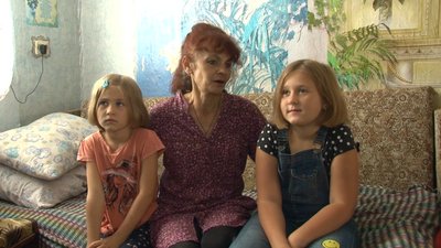 На Черкащині волонтери ремонтують будинок багатодітної родини На Черкащині волонтери ремонтують будинок багатодітної родини