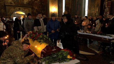 У Черкасах попрощалися із двома військовими