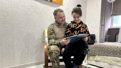 У лавах ЗСУ – бойовий медик з Полтави Юрій Ткаченко, син якого ровесник війни У лавах ЗСУ – бойовий медик з Полтави Юрій Ткаченко, син якого ровесник війни