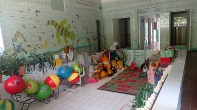 Три місяці після удару "Іскандером" по Первомайському: чому досі не обстежили всі побиті будинки Три місяці після удару "Іскандером" по Первомайському: чому досі не обстежили всі побиті будинки