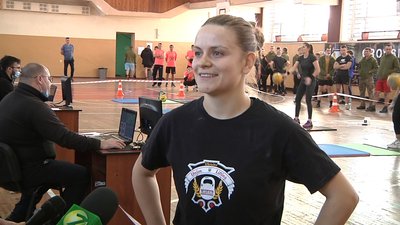 У Запоріжжі відбулися змагання з гирьового спорту серед військових У Запоріжжі відбулися змагання з гирьового спорту серед військових