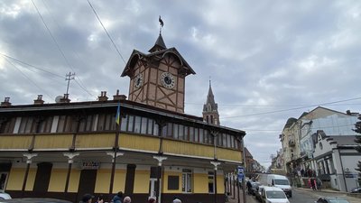 Переселенці з Луганщини побували на екскурсії в одному з міст Тернопільщини Переселенці з Луганщини побували на екскурсії в одному з міст Тернопільщини