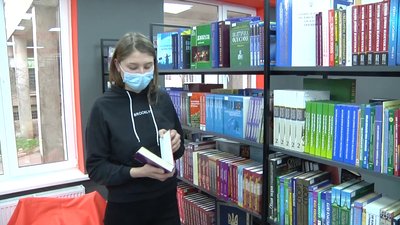 У Херсонському державному університеті запрацювала читальна зала-трансформер: які її особливості У Херсонському державному університеті запрацювала читальна зала-трансформер: які її особливості