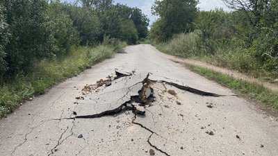Як працює пошта під час війни: історія листоноші з Донеччини Як працює пошта під час війни: історія листоноші з Донеччини