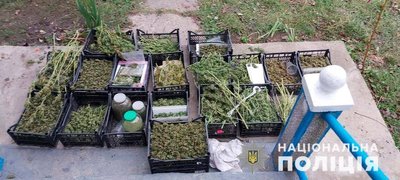 Силовики провели спецоперацію біля турбази поблизу Чернівців Силовики провели спецоперацію біля турбази поблизу Чернівців