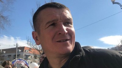 На Херсонщині представили нового голову облдержадміністрації Геннадія Лагуту На Херсонщині представили нового голову облдержадміністрації Геннадія Лагуту
