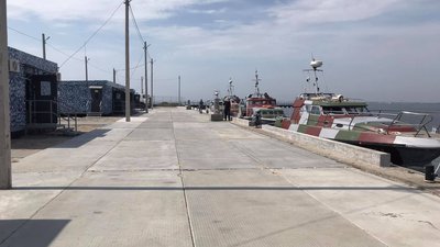 Повірена у справах США в Україні відвідала будівництво військового містечка у Бердянську