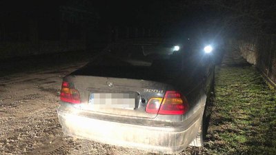 Затримали на Львівщині: Рівненські поліцейські наздоганяли крадену іномарку Затримали на Львівщині: Рівненські поліцейські наздоганяли крадену іномарку