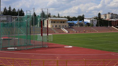 Так виглядає стадіон Тонкочеєва у Кам'янці-Подільському, який не оновлювали 60 років, після капітального ремонту. 28 липня 2022 рік. Так виглядає стадіон Тонкочеєва у Кам'янці-Подільському, який не оновлювали 60 років, після капітального ремонту. 28 липня 2022 рік.