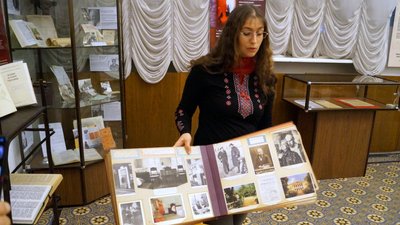 Скаути Дніпра передали вогонь з Віфлеєма до історичного музею