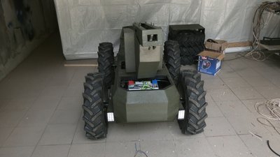 У Запоріжжі розробляють наземні дрони для українських захисників У Запоріжжі розробляють наземні дрони для українських захисників