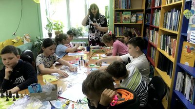 У Житомирі п'ятий рік поспіль на базі бібліотек мережі "ЛІТтера" працює дитячий табір книголюбів У Житомирі п'ятий рік поспіль на базі бібліотек мережі "ЛІТтера" працює дитячий табір книголюбів