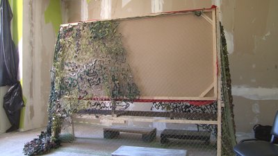 Маскувальна сітка, яку створюють працівники Полтавського будинку культури Маскувальна сітка, яку створюють працівники Полтавського будинку культури