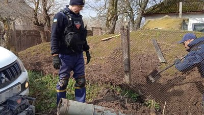 Артилерія та мінометні міни: волинські сапери розповіли про розмінування Чернігівщини Артилерія та мінометні міни: волинські сапери розповіли про розмінування Чернігівщини