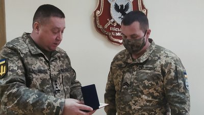 Іванофранківця Володимира Фіцика нагородили медаллю "За поранення"