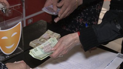 "Осьмачка... Вільний": черкаські театрали показали виставу в укритті