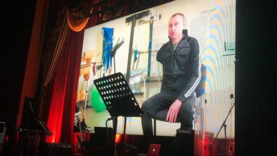 У Франківську українські співачки провели концерт, щоб зібрати гроші для прикарпатського бійця У Франківську українські співачки провели концерт, щоб зібрати гроші для прикарпатського бійця