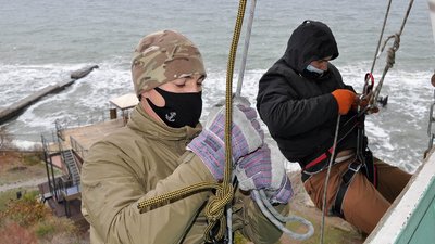 В Одесі спецпризначенці навчалися скелелазінню