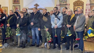 У Полтаві прощаються із прикордонником Олександром Васильєвим, який загинув на війні У Полтаві прощаються із прикордонником Олександром Васильєвим, який загинув на війні