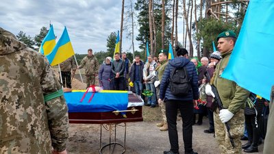 Поховання військового у Черкасах 