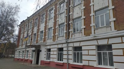 У школах Сумської громади відсторонили від роботи 20 нещеплених працівників освіти
