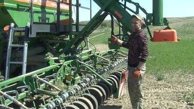 "Найскладніша за усі роки": на Волині завершується весняна посівна "Найскладніша за усі роки": на Волині завершується весняна посівна
