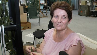 Маскувальні сітки волонтери переселенці українські військові передова Донецьк Луганськ Маскувальні сітки волонтери переселенці українські військові передова Донецьк Луганськ