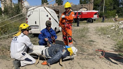 Допомагати при обстрілах та пожежах: в Одесі ДСНС тренує добровольців