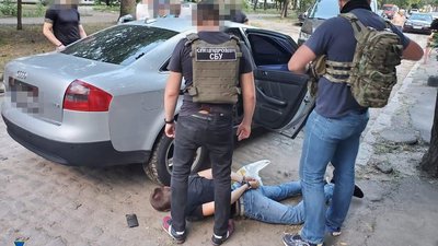 На Одещині викрили групу осіб, яких підозрюють у викраданні людей На Одещині викрили групу осіб, яких підозрюють у викраданні людей