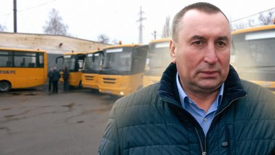 17 нових шкільних автобусів передали громадам Чернігівщини