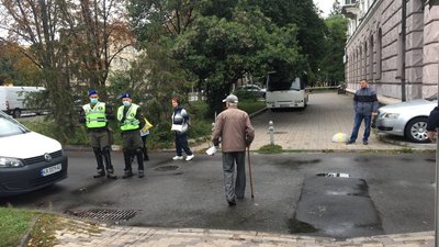 Вибори у РФ: біля посольства у Києві відбувся протест Вибори у РФ: біля посольства у Києві відбувся протест