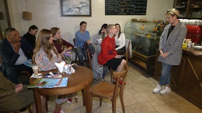 "Час говорити": у Рівному презентували альманах творчості людей із "онко"