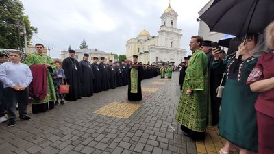 Предстоятель Православної церкви України Епіфаній приїхав на Трійцю до Луцька