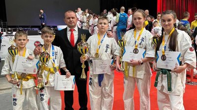 кіокушинкай Бійці Нації кроп