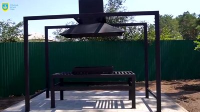 Відпочинок на свіжому повітрі: в одній із громад Київщини облаштували альтанки і мангали Відпочинок на свіжому повітрі: в одній із громад Київщини облаштували альтанки і мангали