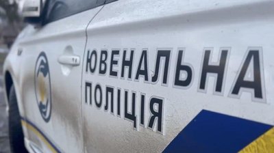 Мама не відчинила двері: черкащанка знайшла дитину, яка заблудилася