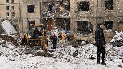 Ліквідація наслідків ракетної атаки на Київ 2 січня