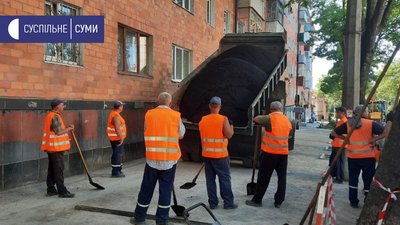 У Сумах завершують ремонт тротуарів на двох вулицях: де будуть наступні роботи У Сумах завершують ремонт тротуарів на двох вулицях: де будуть наступні роботи
