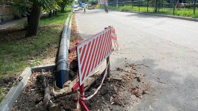 У Полтаві частково перекрили рух на одній із вулиць: у чому причина У Полтаві частково перекрили рух на одній із вулиць: у чому причина