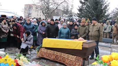 "Народився воїном": що згадують рідні про бійця Євгенія Кулика з Зінькова, що на Полтавщині "Народився воїном": що згадують рідні про бійця Євгенія Кулика з Зінькова, що на Полтавщині