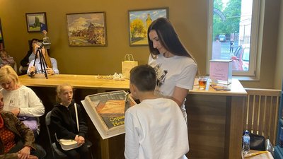 "Справа під Новий рік": у Вінниці десятирічний хлопець презентував книгу "Справа під Новий рік": у Вінниці десятирічний хлопець презентував книгу